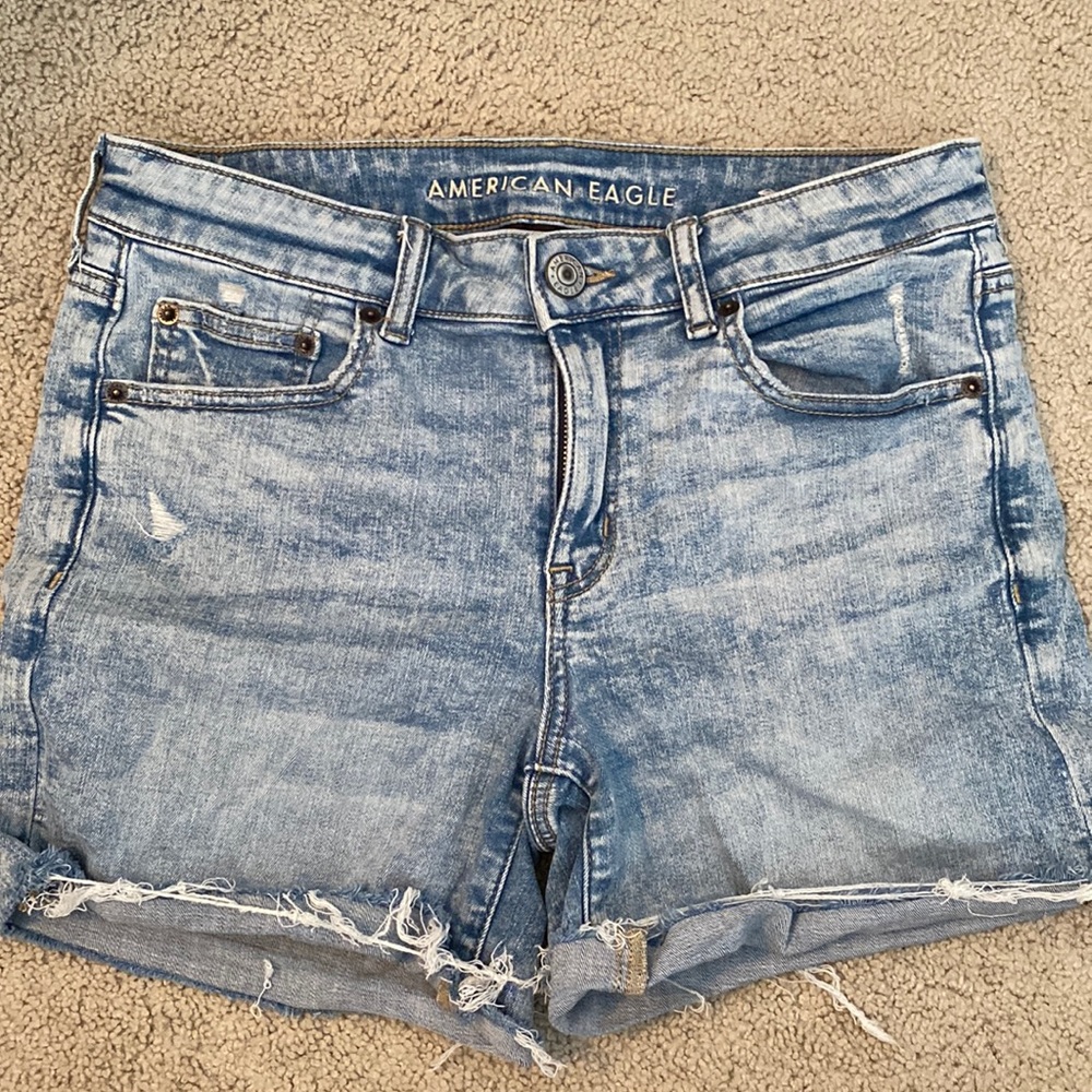 American Eagle Outfitters Light Wash Midi Denim Jean Shorts Size-8